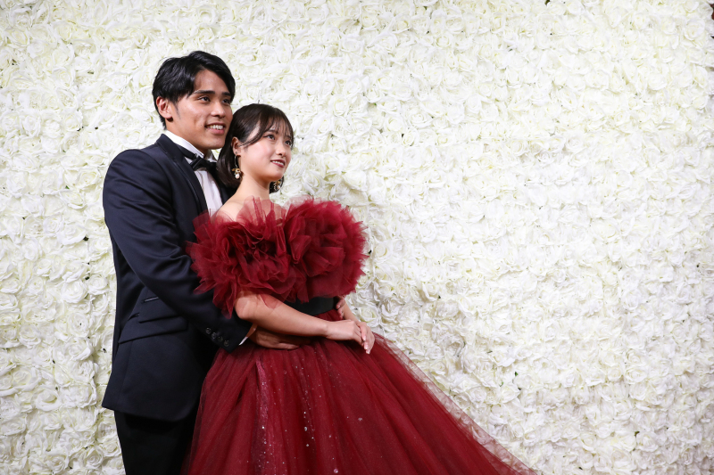 フラワーフォト撮影洋装プラン | 店内300着以上の有名ドレスブランドから選べる特別プラン