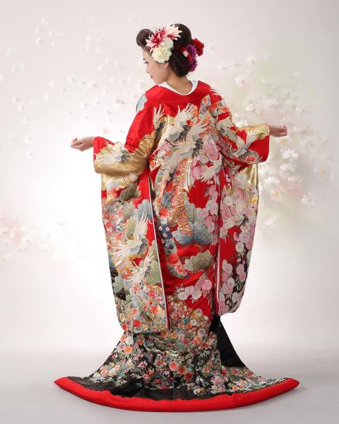 洋装1点＆和装1点スタジオフォトプラン | ドレス＆タキシード、着物＆紋付と美容着付け、台紙2枚付き