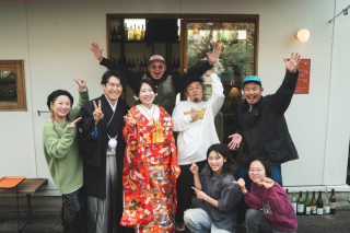 行きつけのお店と仲間たち