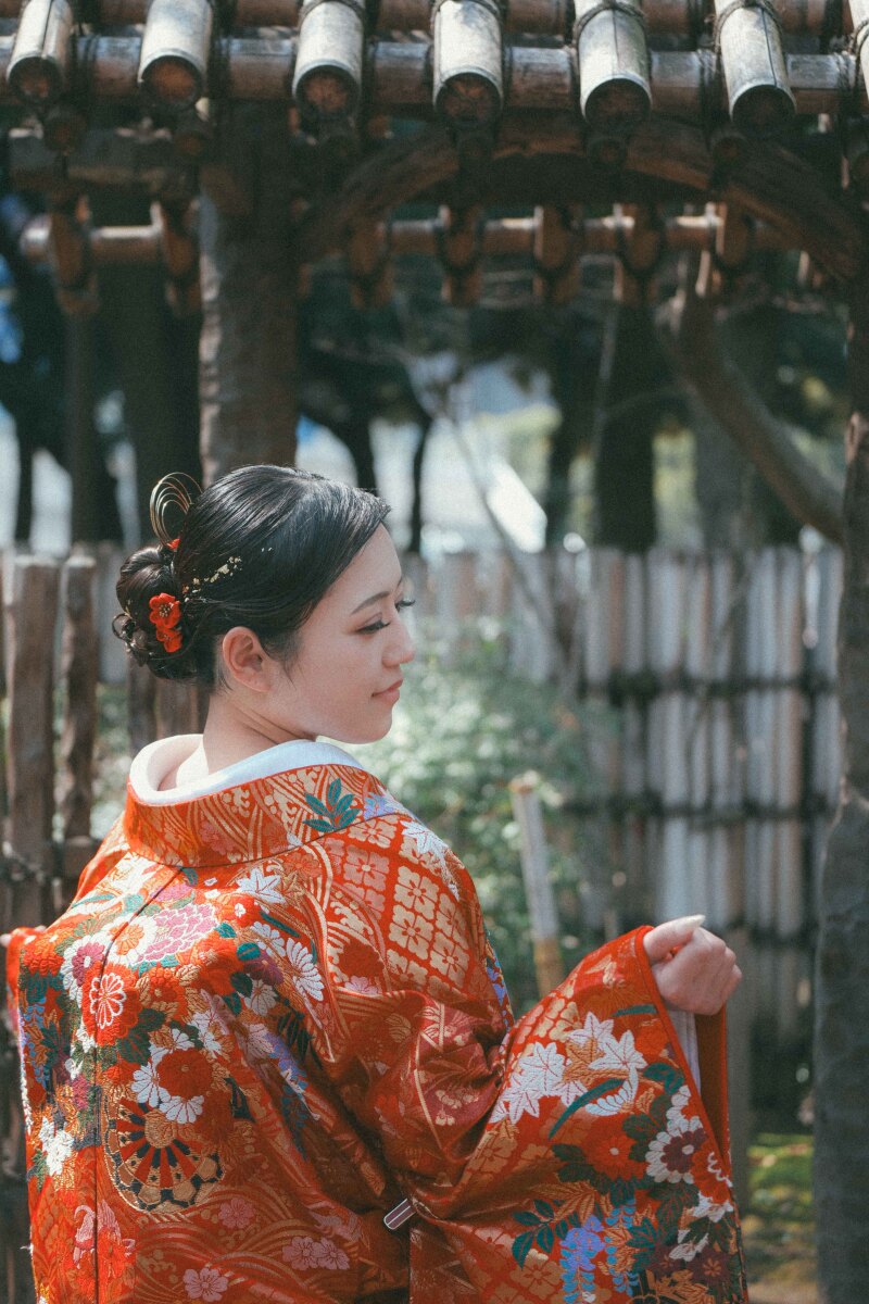 色打掛は後ろからも絵柄が美しい!!