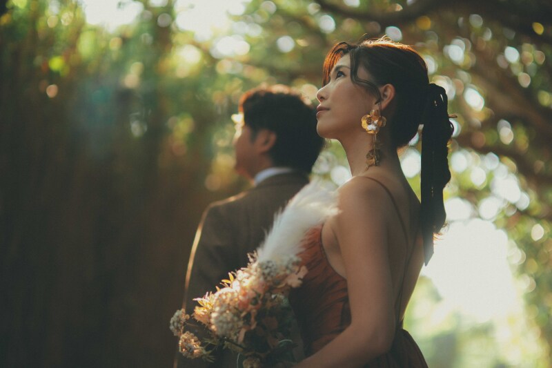 木漏れ日の中で