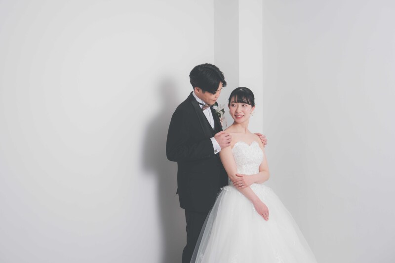 ウエディングドレスへ