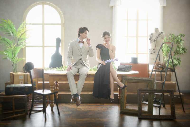 美しいドレスを引き立てる優美なシルエット