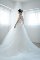 【ロケーション用】ふわふわボリュームドレス