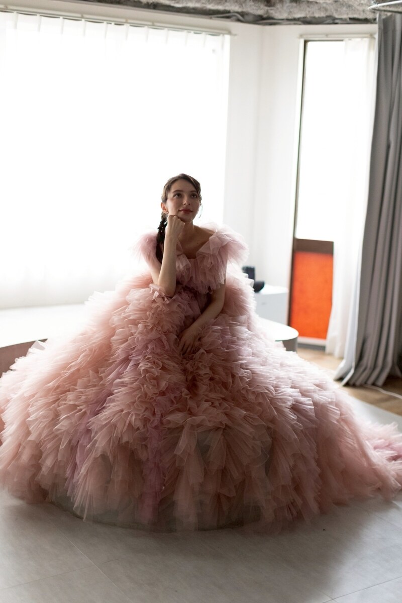 【ロケーション用】ふわふわピンクドレス