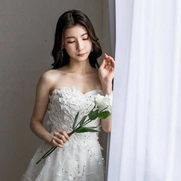 【ロケーション用】キラキラ刺繍ベアドレス