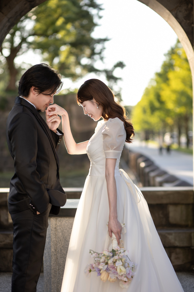 【スタジオ韓国ドレス】透明感際立つ韓国レースドレス