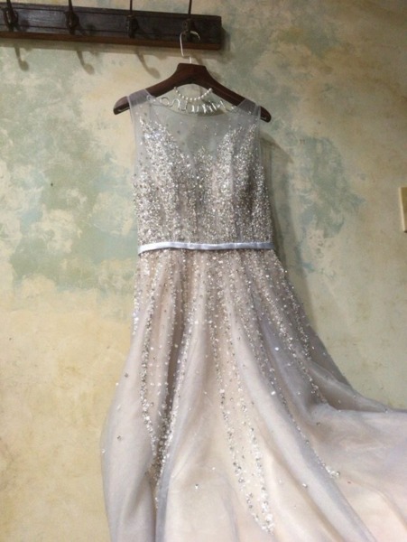 【ロケーション用】キラキラグレードレス