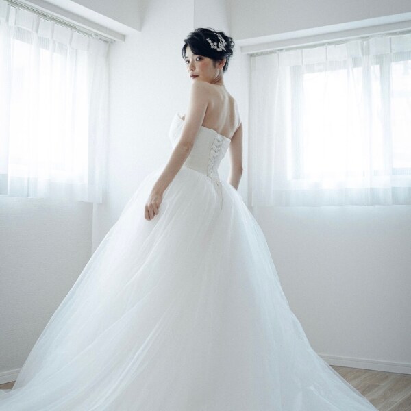 【ロケーション用】ふわふわボリュームドレス