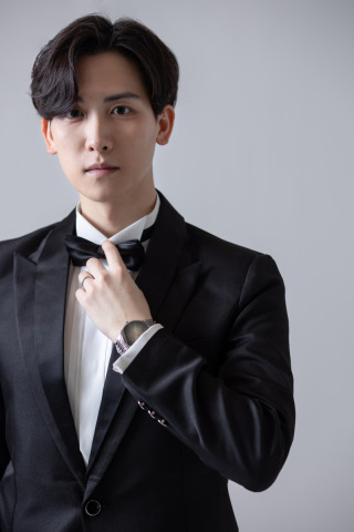 韓国風新郎様ヘアメイク