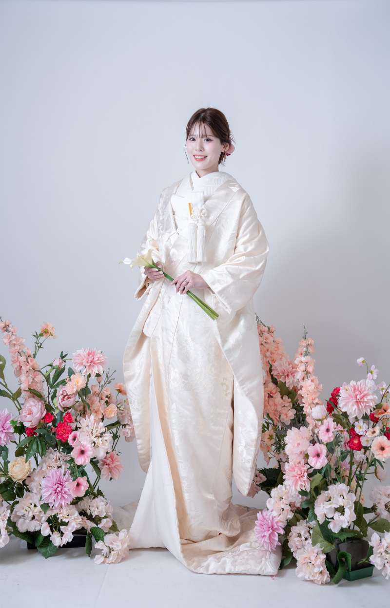 指先まで美しく、丁寧なポージングレクチャー