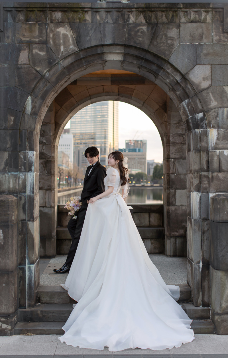 歴史ある和田倉門で叶える上品な前撮り