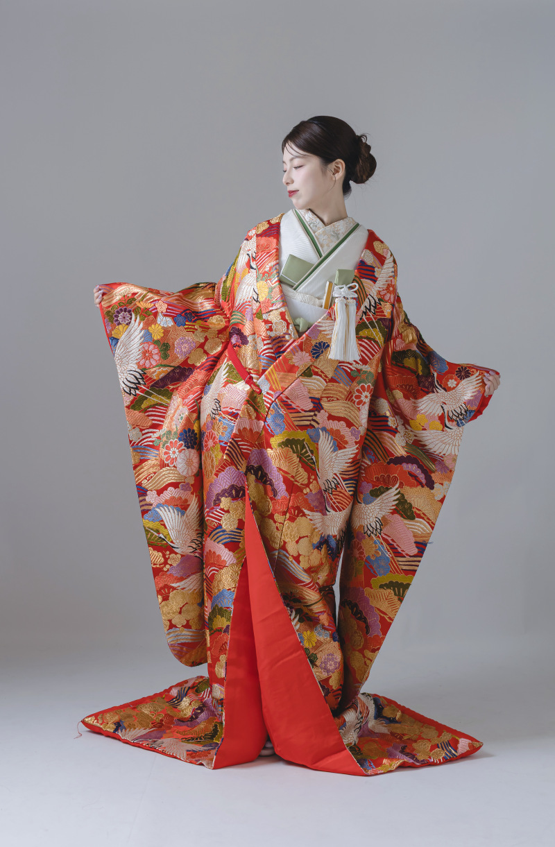 掛下に合わせてつくる、花嫁様ごとのスタイル