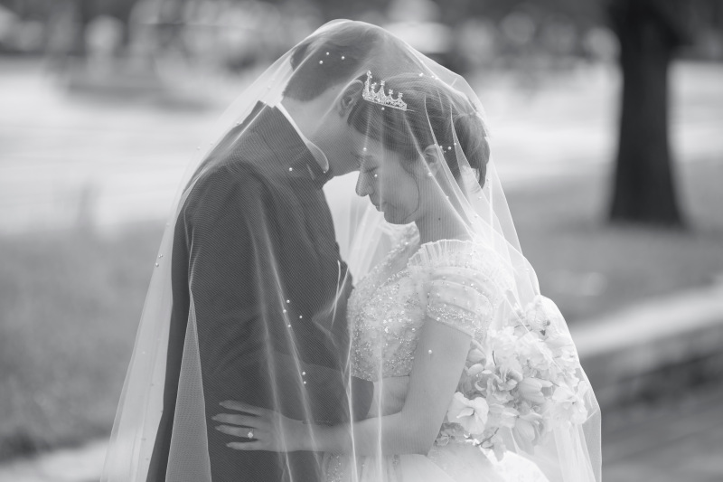 【洋装ロケーション&スタジオ撮影】韓国ヘア/フルメイク/ロケーション撮影(3週間納品)スタジオ撮影(当日お渡し)