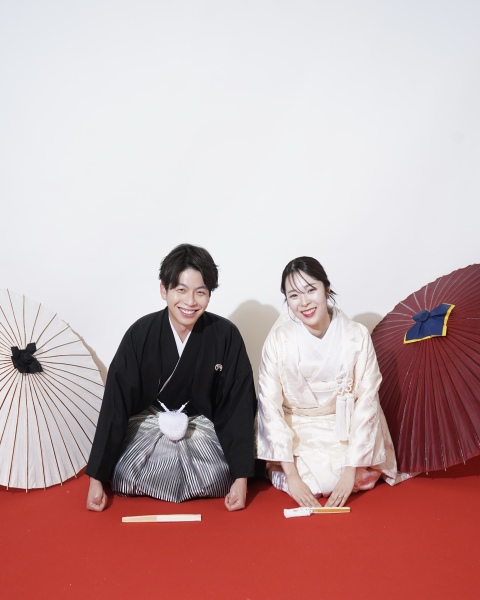 【洋装&times;和装】韓国ポージング指導付【韓国スタジオ】/100カット以上/韓国ヘアメイク※当日納品/ドレス、白無垢、色打掛