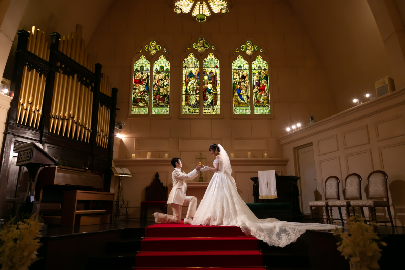 指輪を使ってのプロポーズ風写真