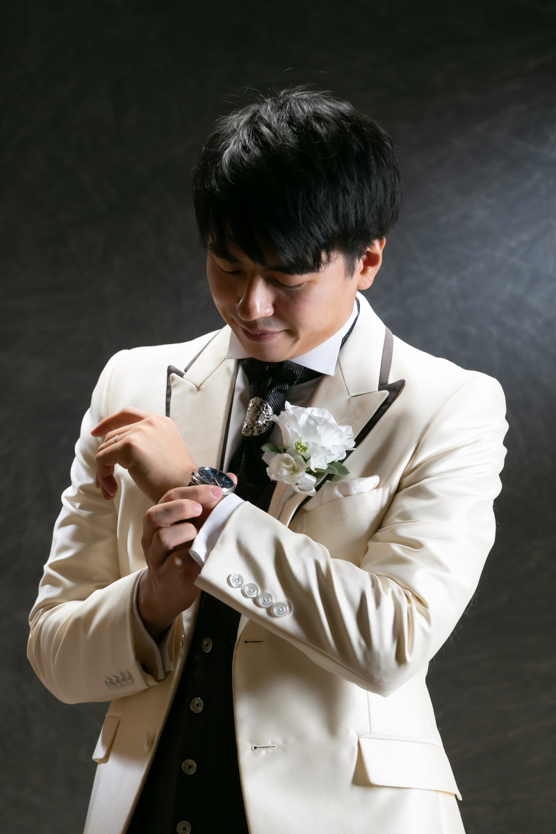 お待たせしました　新郎様登場!!