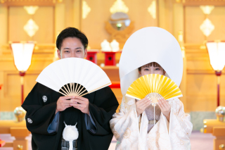 和装とドレスで綴る、ロイヤルフォトの前撮り