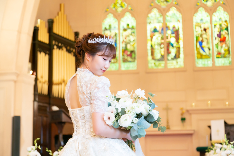 *バージンロード22m、天井12mの大聖堂で撮影! チャーチ撮影プラン+アルバム付き*