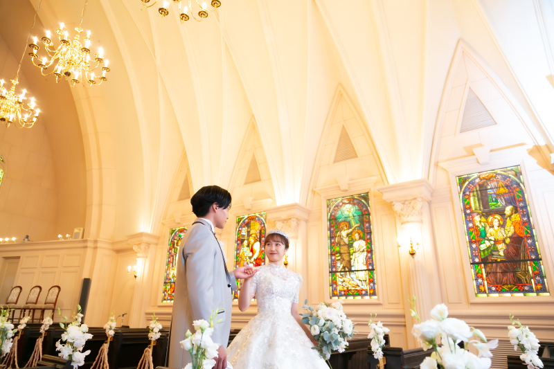 【迷ったらコレ】 ★ウィンタープラン★  ♡チャーチ撮影プランに2大特典付♡バージンロード22m、天井12mの大聖堂で撮影