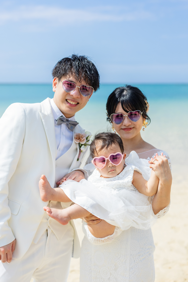 お揃いのサングラスでかわいさ満点♡⁻♡