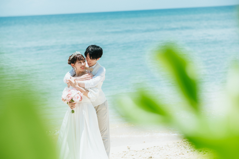 バックハグから伝わる温かさと安心感