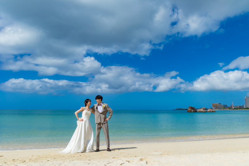 どこまでも続く青い海と空に包まれて