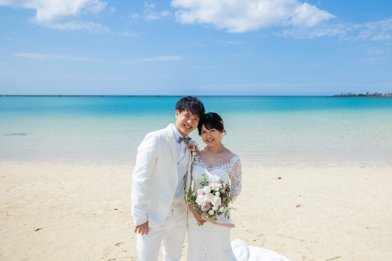 沖縄のウェディングフォトといえば青い海！青い空！