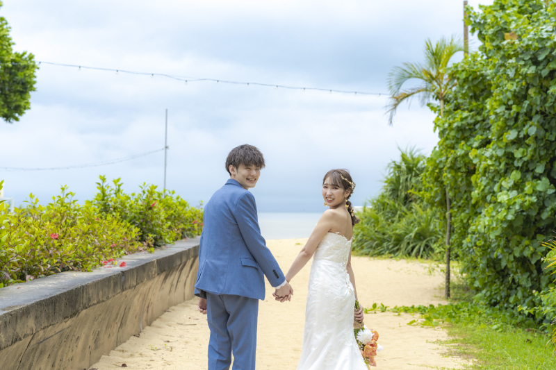 振り向きショットも