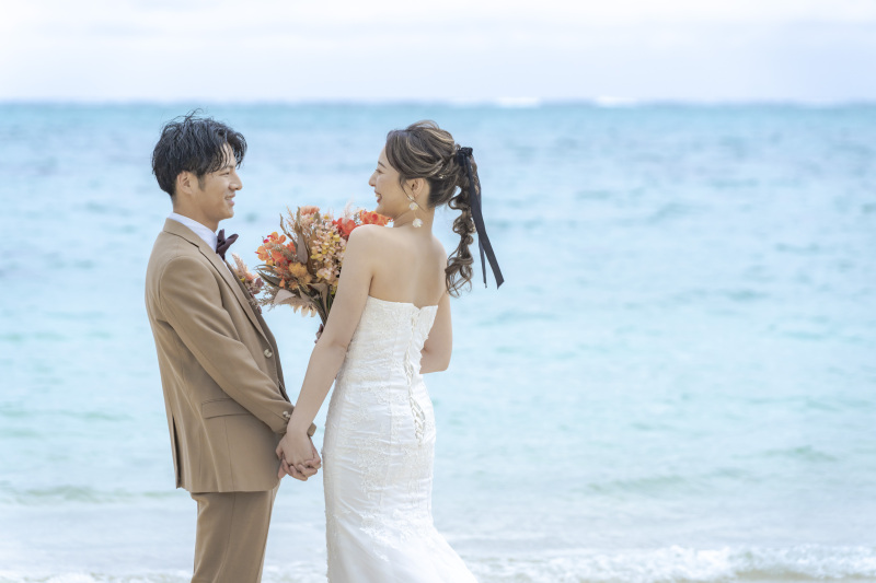 【沖縄本島限定】12月~2月撮影の期間限定価格!\プロの美容アテンド同行の安心撮影♪*/50カット6.6万円のビーチ撮影プラン♪