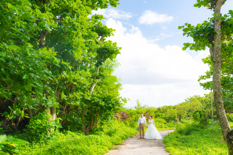 【石垣島】\11月~1月撮影で南国リゾートを満喫♪/ビーチ&グリーンフォト100カット♪ドレス&ヘアメイク全て込88,000円!