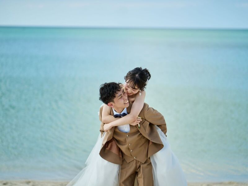 【沖縄本島】＼4～6月撮影で南国リゾートを満喫♪／ビーチ＆グリーンフォト100カット★衣装選び放題＆ヘアメイク全て込8.8万円！