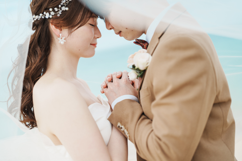 【沖縄本島】＼4～6月も間に合う！／憧れのビーチフォト50カットをコミコミ5.5万円で叶えられる♪衣装選び放題＆プロヘアメイク付