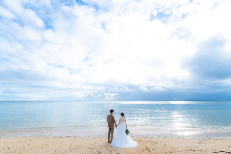 【石垣島】\11月~1月もまだ間に合う★/憧れのビーチフォト50カットを5.5万円で叶えられる♪衣装選び放題&プロヘアメイク付!