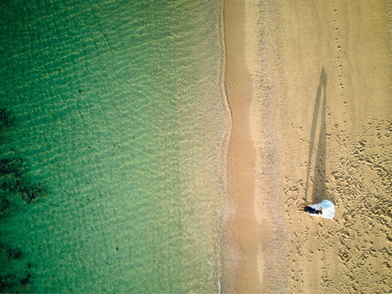 【沖縄本島】＼ドローン付★／105カット13万円プラン♪追加料金なしで衣裳選び放題＆安心のヘアメイク付！4～6月もまだ間に合う！