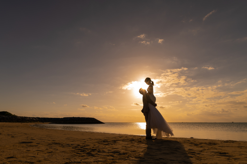 【石垣島】11月~1月に叶えたい\オレンジに輝くサンセット撮影付★*/150カット11万円!選べるドレス&安心のプロヘアメイク付