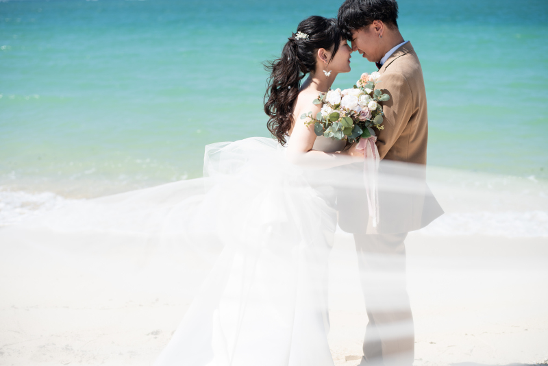 【沖縄本島】4月迄撮影の限定★特別価格！＼コミコミ70カットを8.8万円で叶える*／衣裳選び放題！憧れのビーチ&サンセット撮影♪