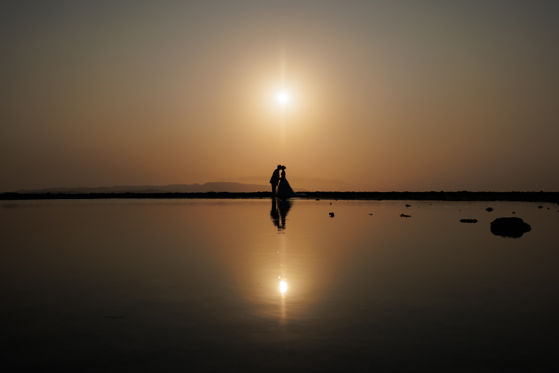 【宮古島】11月~1月に叶えたい\オレンジに輝くサンセット撮影付★*/150カット11万円!選べるドレス&安心のプロヘアメイク付