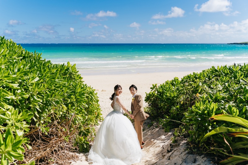 【宮古島】\10~12月も間に合う/ビーチ&グリーンフォト衣装2着付き100カットPlanを99,000円で♪プロヘアメイク付!