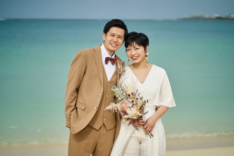 【沖縄本島】4月迄撮影の限定★特別価格！＼コミコミ70カットを8.8万円で叶える*／衣裳選び放題！憧れのビーチ&サンセット撮影♪