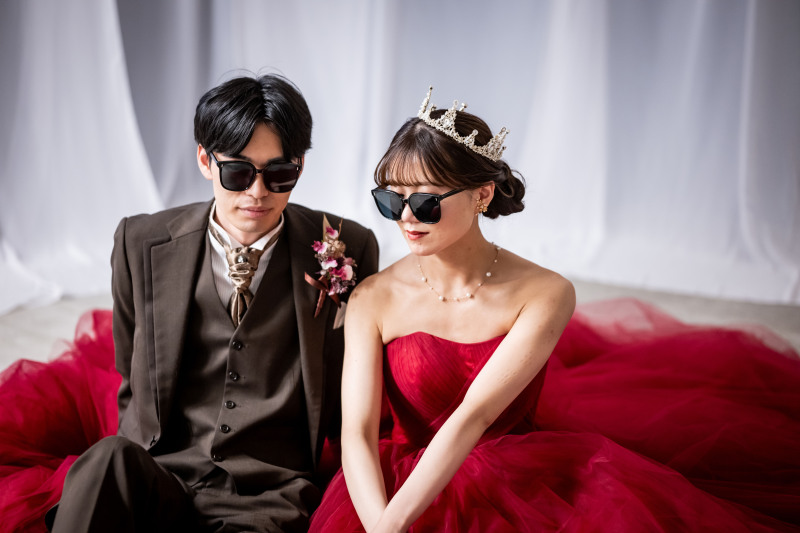 最後は持ち込みのサングラスを使って