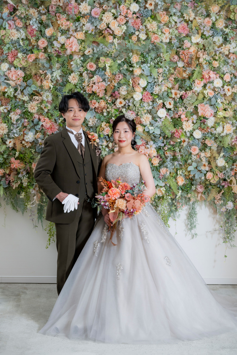 洋装のポーズ写真