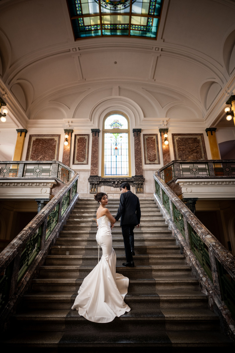 市政資料館の大階段は定番です!