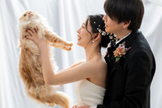 スタジオでネコちゃんと一緒に！更にロケーションも満喫♪