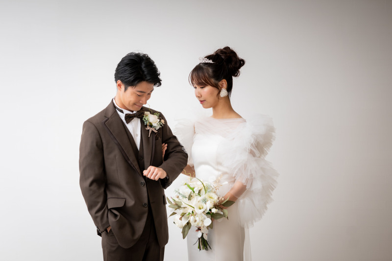 ポーズ写真からの崩しカット