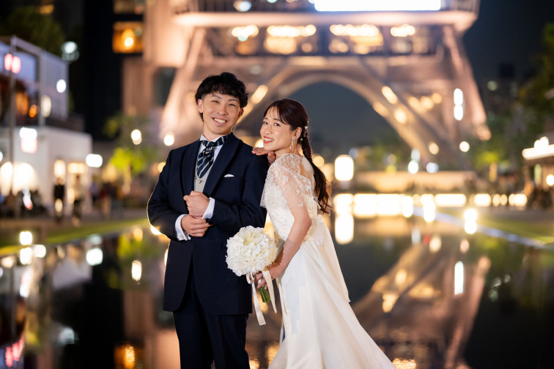 タワー前の広場で水面反射ができちゃいます