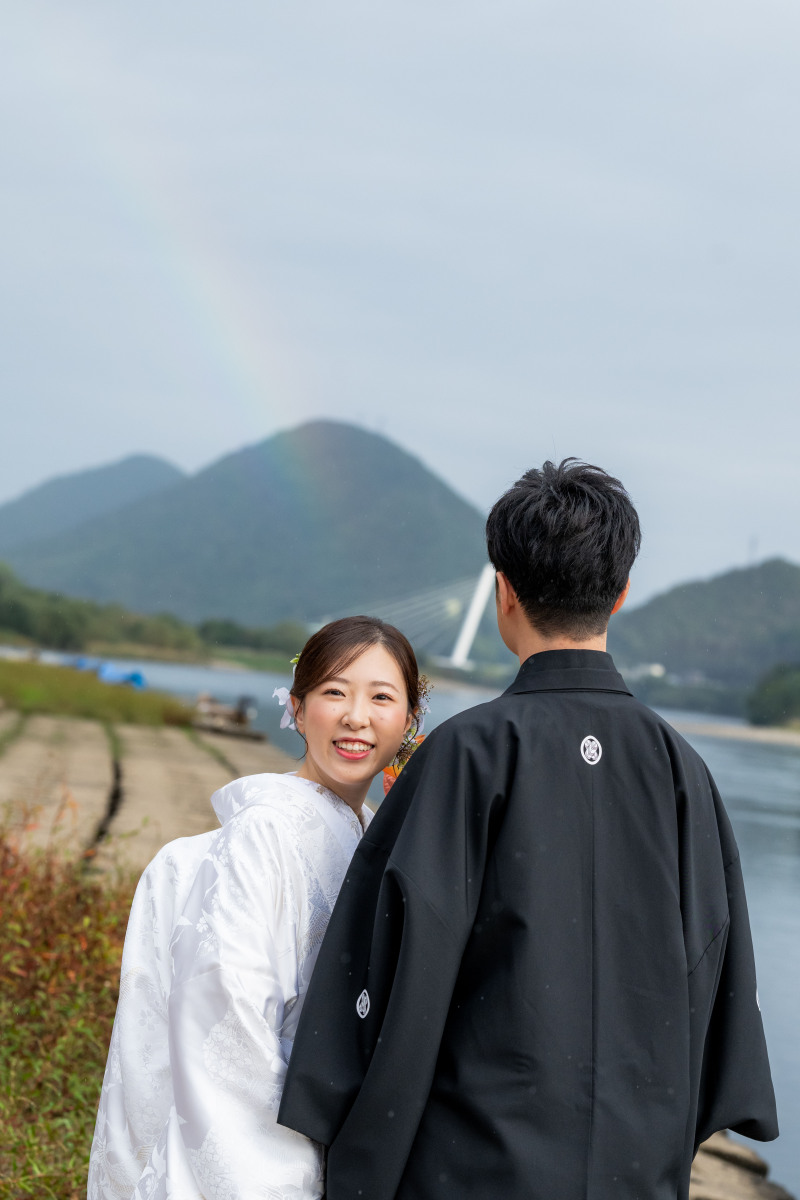 雨が降ったおかげ!!虹を入れて振り向きカット