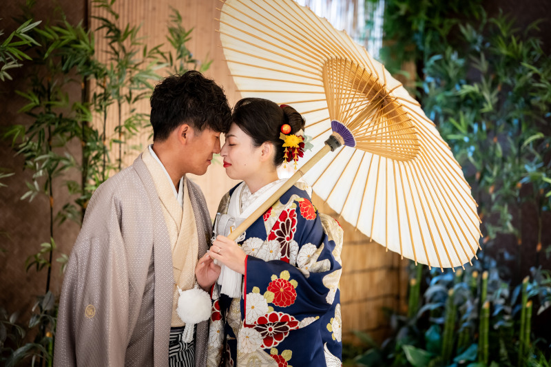 和傘を使って外っぽっく