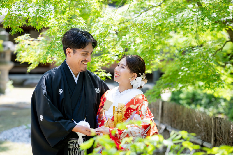 緊張？のファーストカットは緑に囲まれて