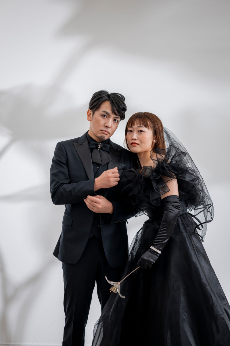 衣装チェンジでシンプル白背景です